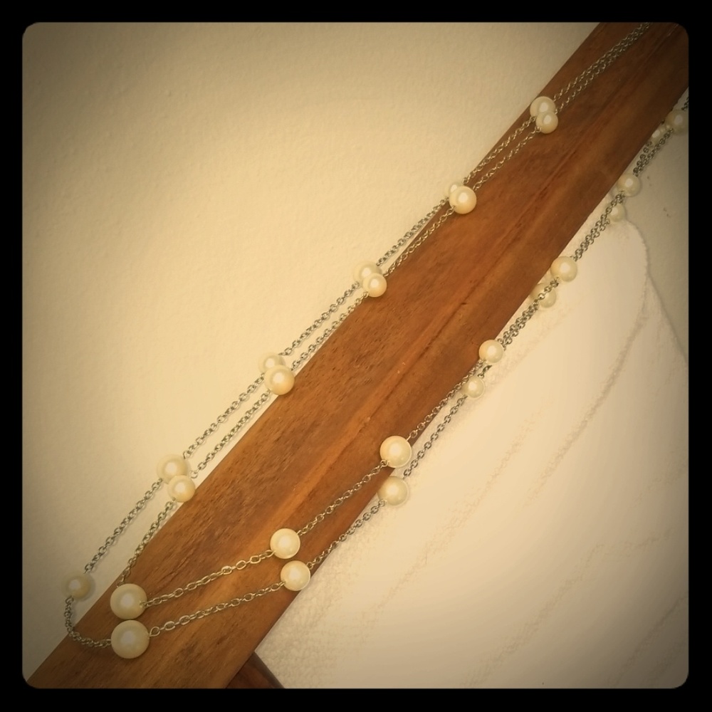 large double strand pearl (costume)
